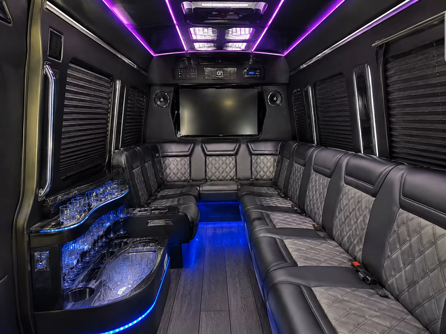 bus rentals for corporate retreats and team offsites across the palouse