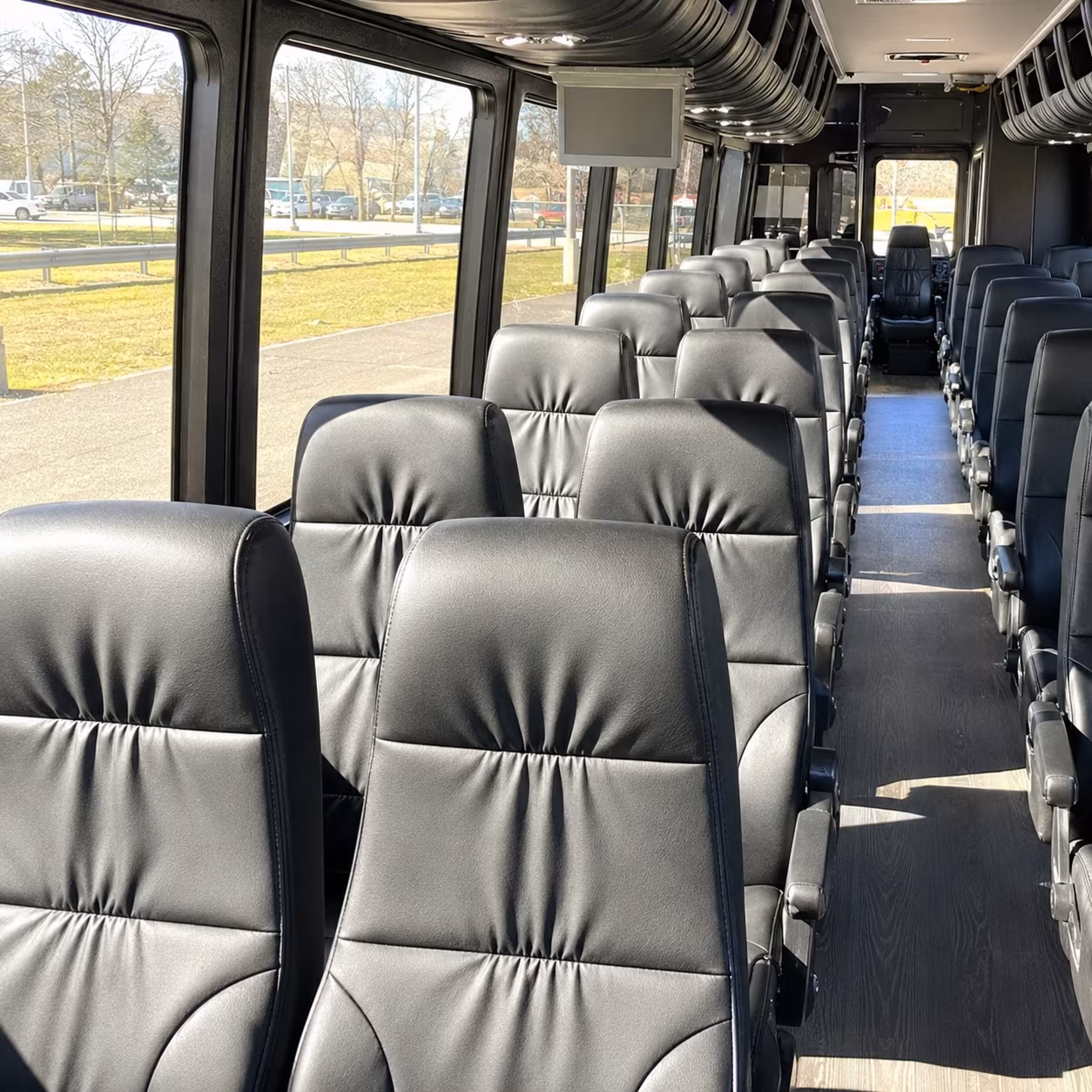 charter buses for pullman weddings at palouse vineyard and farm venues