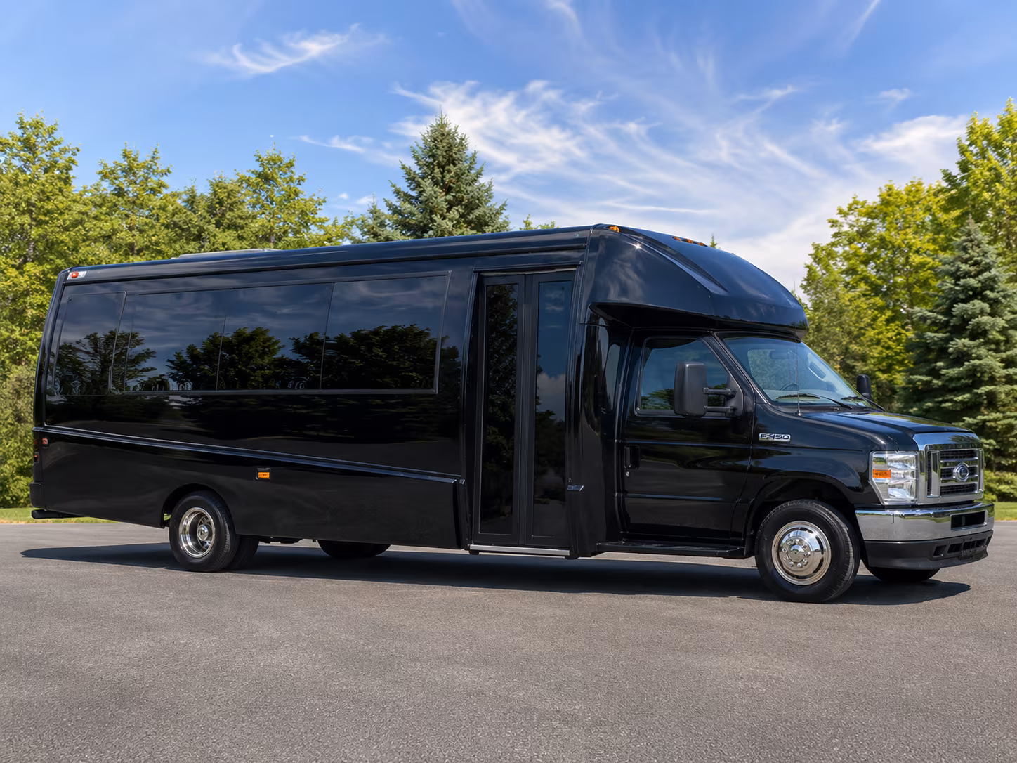 corporate shuttle buses for pullman business events and employee groups