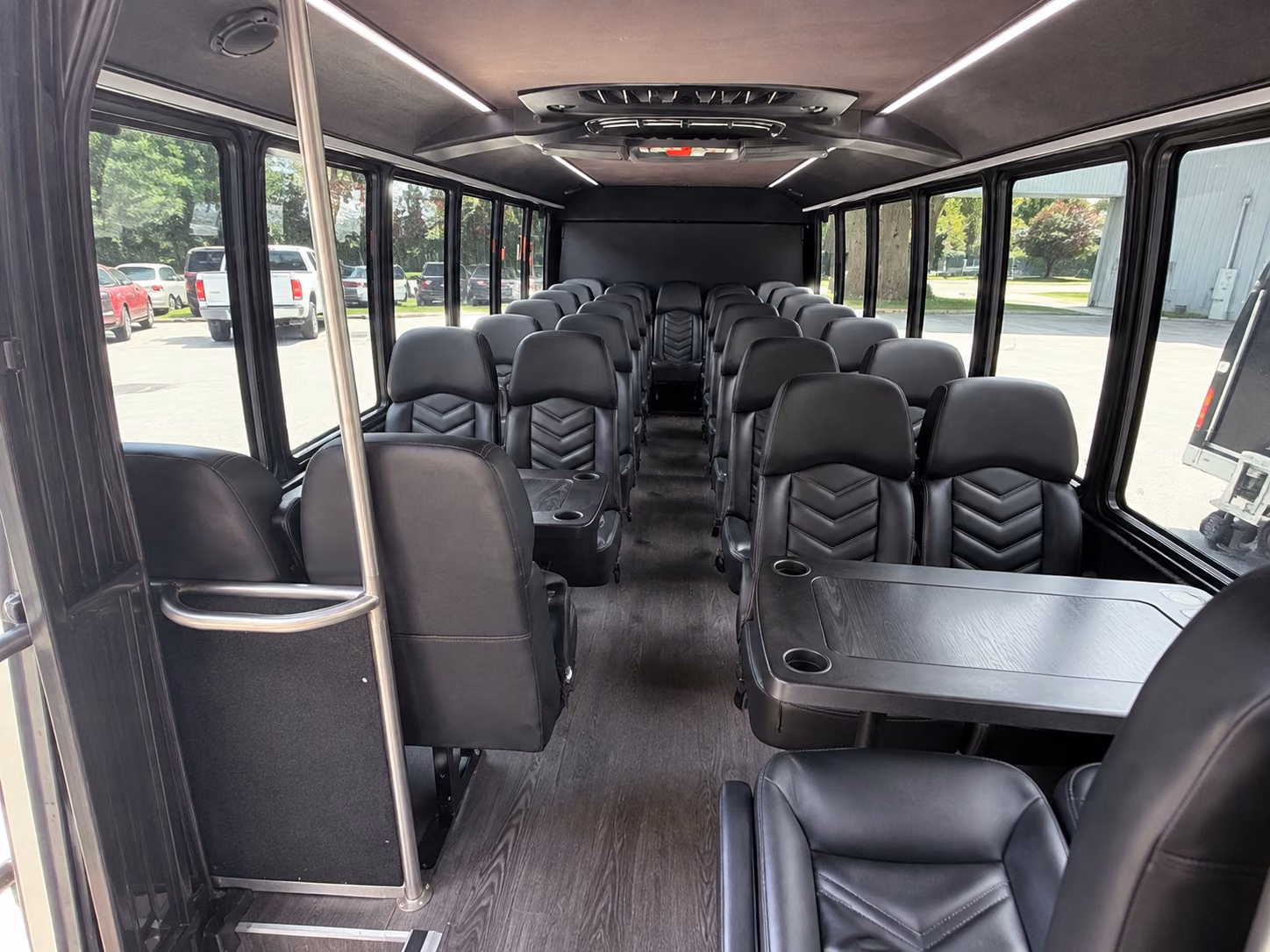 minibus wine tours through the snake river valley ava