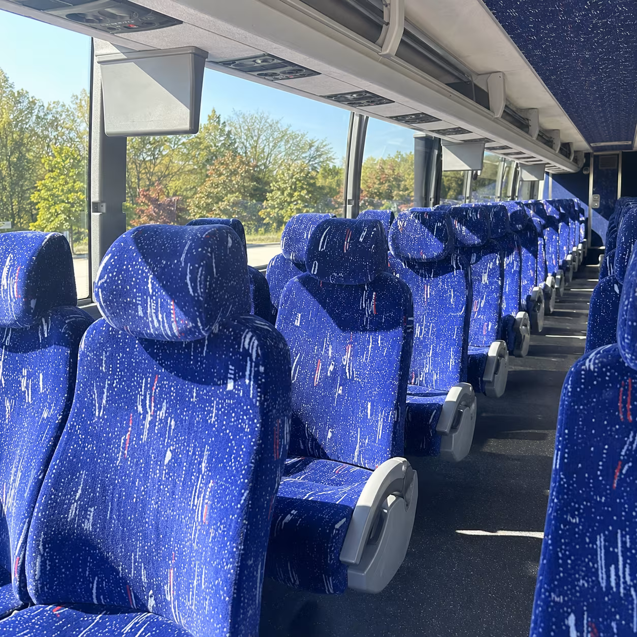 multi day charter bus packages for pullman conference and university groups
