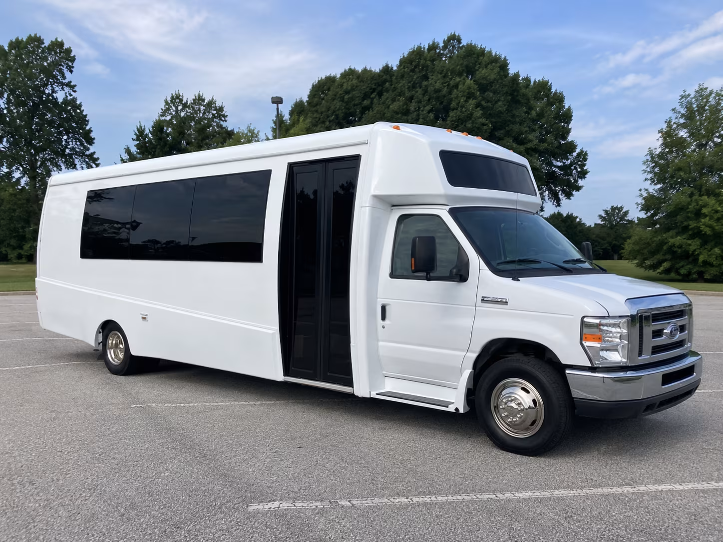 pullman 18 passenger party bus