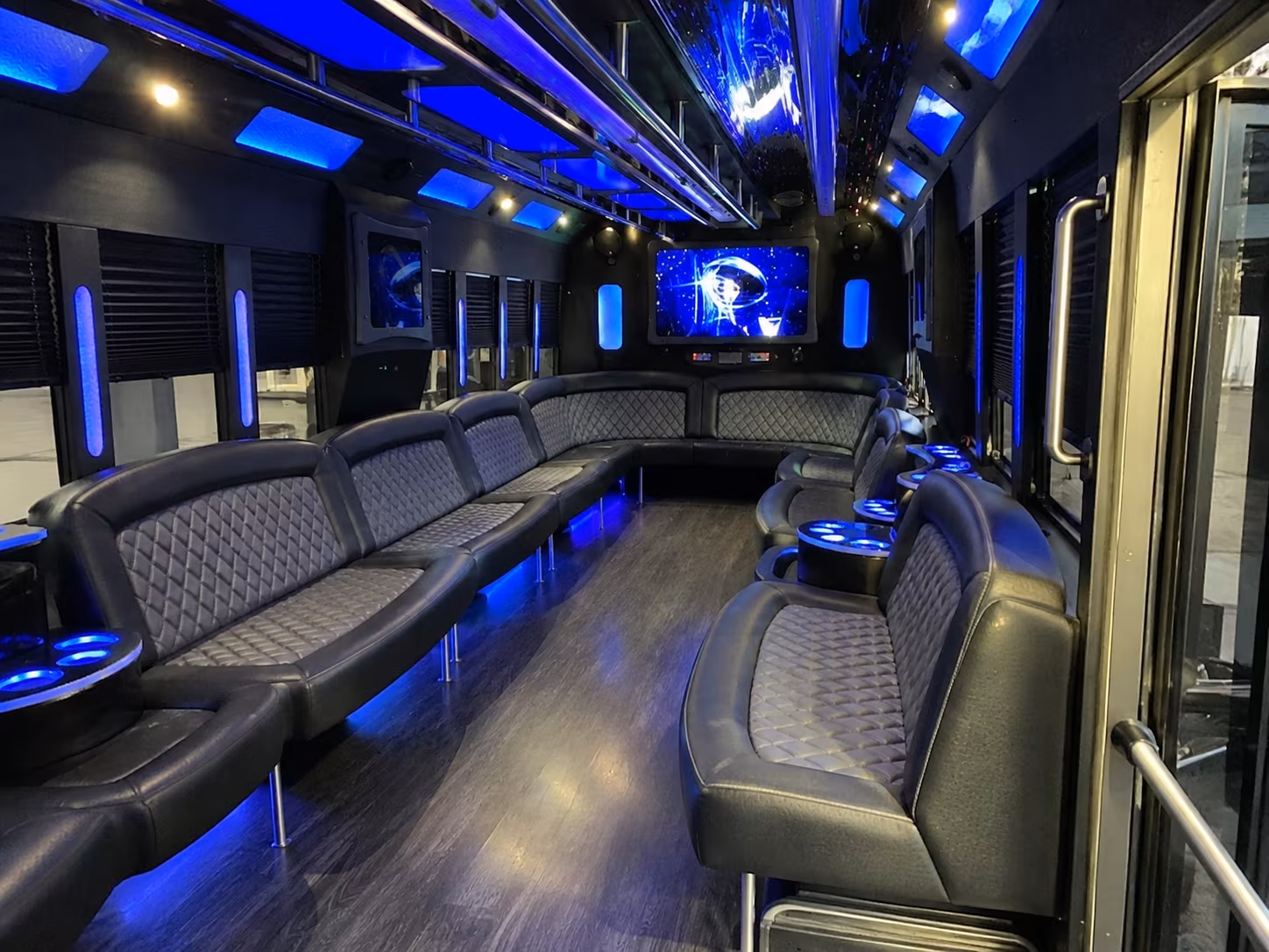 pullman 28 passenger party bus interior