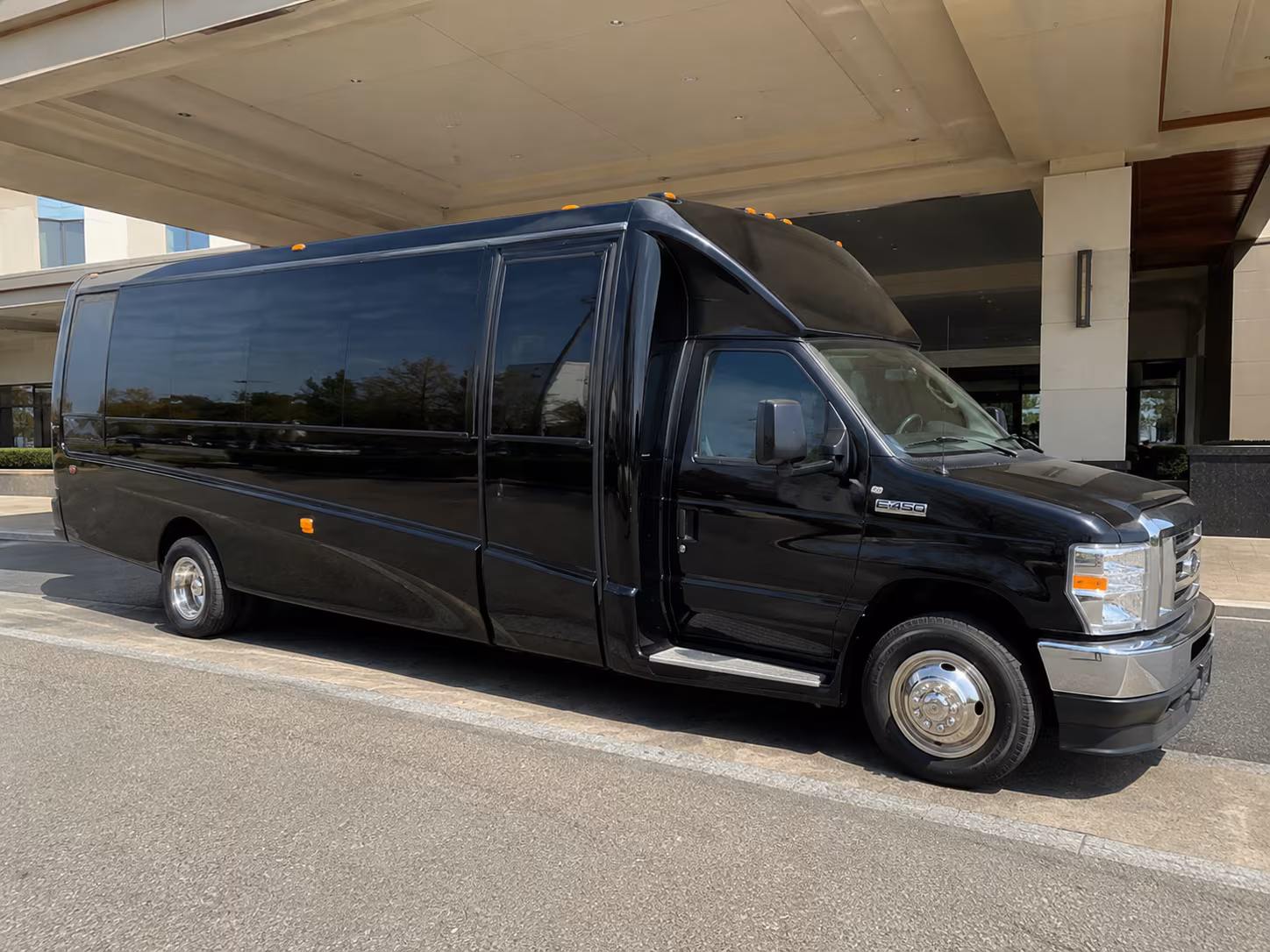pullman concert event party bus rental